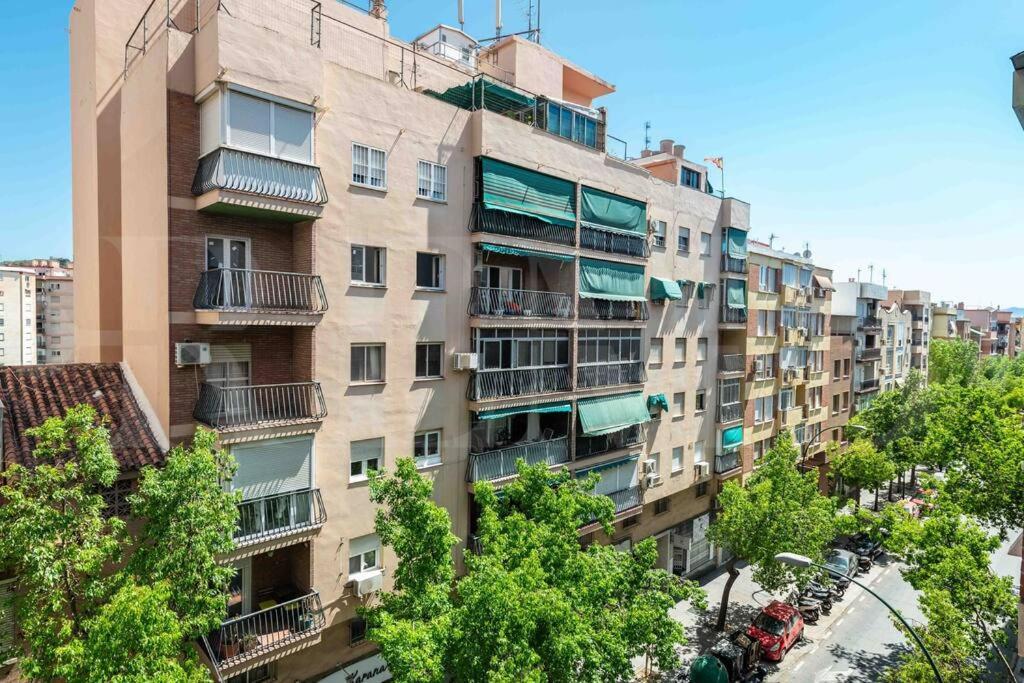 Spacious & Authentic Apartment By Rems マラガ エクステリア 写真